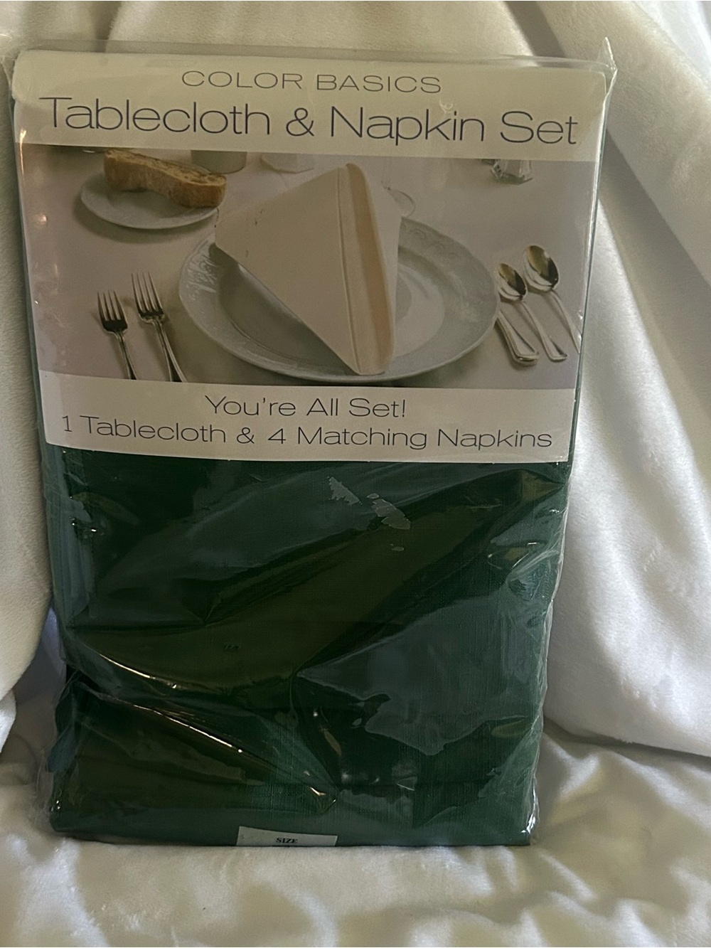 Dark Green Tablecloth & Napkin Set